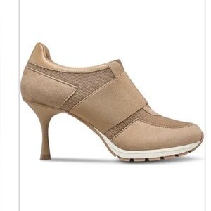 Sneex Icon in Oyster